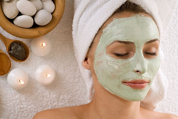 Spa Facial Mask. Dayspa